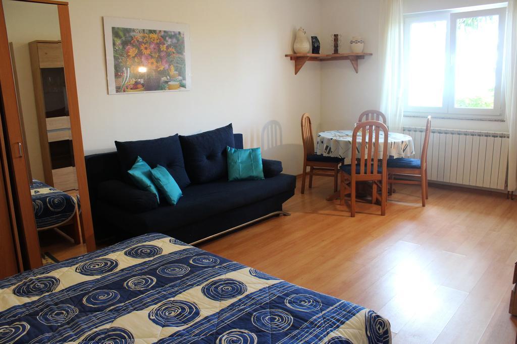 Apartments Anicic Ičići 外观 照片